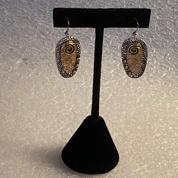 NWOT - Unique Spiral Zinc Alloy & Copper Oval French Hook Drop Pierced Earrings - Picture 9 of 9